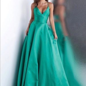 Green jiovanni ball gown